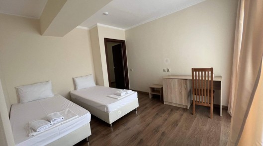 Семейный 2-комн.